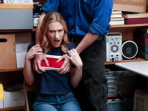 Blonde Teen Experiential Concealing Items on Her Person During slay rub elbows with Dale Period - Fuckthief