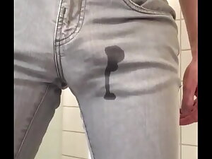 Pftish Jeans immersing