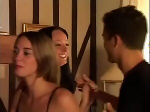 Chicas De Ciudad Sexo De Pueblo