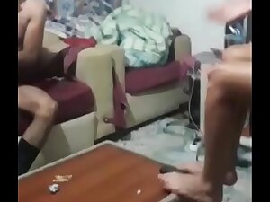 Quase rola surubão na live dos arabes