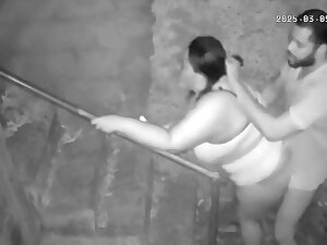 Camera escondida flagra madrasta fudendo com seu enteado